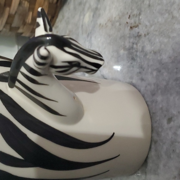 Pier 1 Zebra Mug - Picture 3 of 3